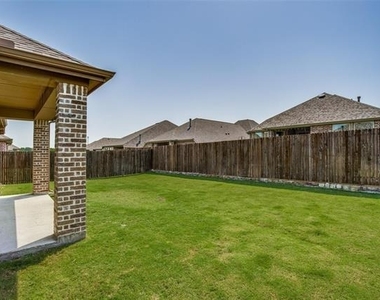 1532 Calcot Lane - Photo Thumbnail 27