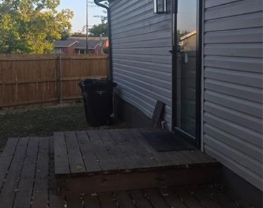 2329 Cass Street - Photo Thumbnail 19