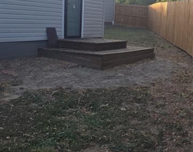 2329 Cass Street - Photo Thumbnail 18