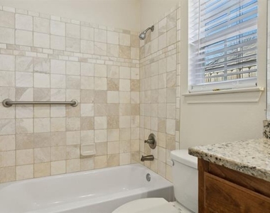 233 Firefly Drive - Photo Thumbnail 7