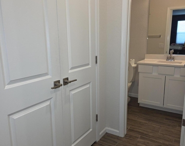 17353 W Patrick Lane - Photo Thumbnail 6