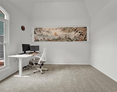 4021 Aldenham Drive - Photo Thumbnail 5