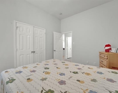 4021 Aldenham Drive - Photo Thumbnail 26