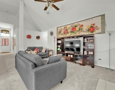 4021 Aldenham Drive - Photo Thumbnail 9
