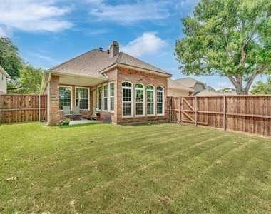 4021 Aldenham Drive - Photo Thumbnail 29