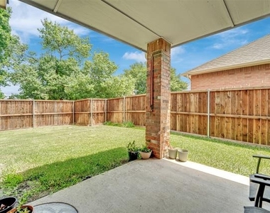 4021 Aldenham Drive - Photo Thumbnail 28
