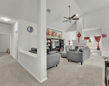 4021 Aldenham Drive - Photo Thumbnail 8