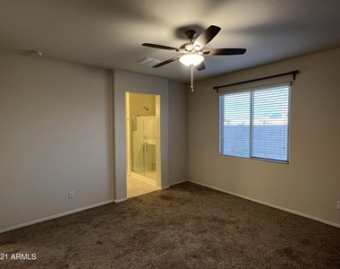 2210 N St Bonita Lane - Photo Thumbnail 6