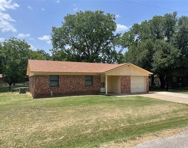 204 Cedar Lane - Photo Thumbnail 1