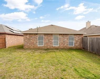 9212 Coral Lane - Photo Thumbnail 17
