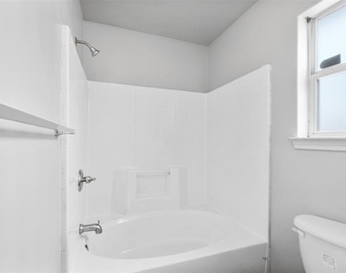 9212 Coral Lane - Photo Thumbnail 9