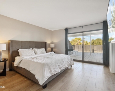 7302 E Rancho Vista Drive - Photo Thumbnail 14