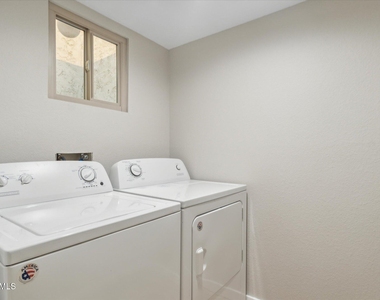 7302 E Rancho Vista Drive - Photo Thumbnail 7