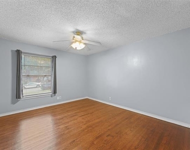 2829 Tolosa Drive - Photo Thumbnail 15