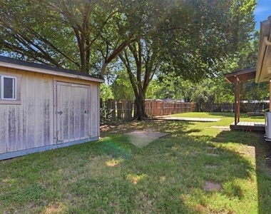 1941 Lariat Lane - Photo Thumbnail 25