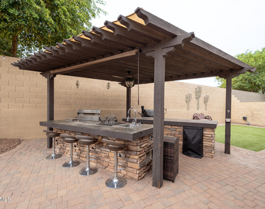 2957 N Riley Court - Photo Thumbnail 37