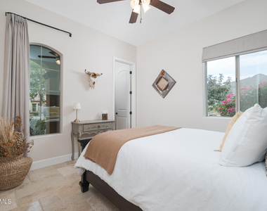 2957 N Riley Court - Photo Thumbnail 21