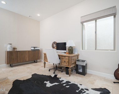 2957 N Riley Court - Photo Thumbnail 25