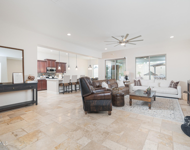 2957 N Riley Court - Photo Thumbnail 7