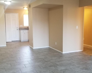 735 E Dana Avenue - Photo Thumbnail 1
