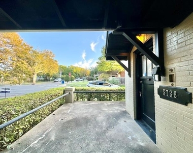 5738 Worth Street - Photo Thumbnail 16
