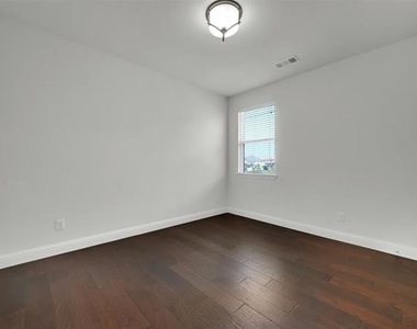 3481 Starling Drive - Photo Thumbnail 22