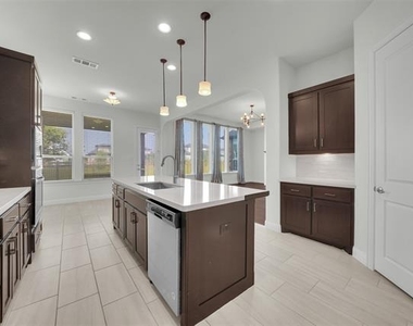 3481 Starling Drive - Photo Thumbnail 14