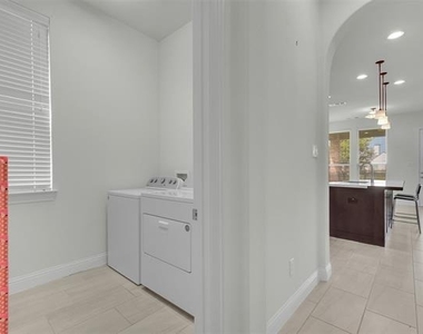3481 Starling Drive - Photo Thumbnail 32