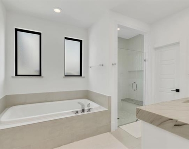 7828 Secluded Avenue - Photo Thumbnail 36