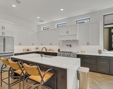 7828 Secluded Avenue - Photo Thumbnail 19