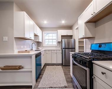4015 Mount Royal Street - Photo Thumbnail 10