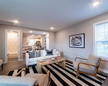 4015 Mount Royal Street - Photo Thumbnail 4
