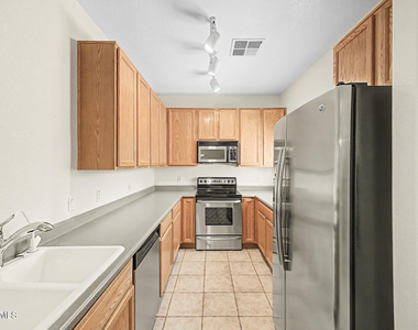 6535 E Superstition Springs Boulevard - Photo Thumbnail 10