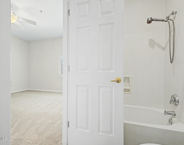 6535 E Superstition Springs Boulevard - Photo Thumbnail 23