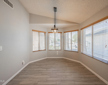 8870 W Villa Rita Drive - Photo Thumbnail 7