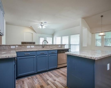 9900 Northgate Drive - Photo Thumbnail 14