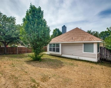 9900 Northgate Drive - Photo Thumbnail 24