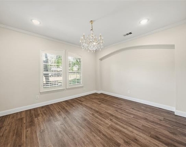 6305 Hilltop Drive - Photo Thumbnail 2