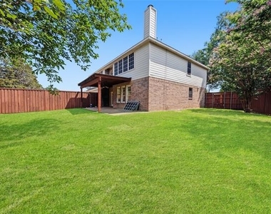 6305 Hilltop Drive - Photo Thumbnail 25