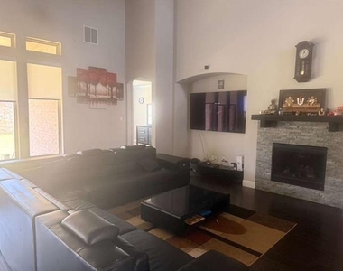 1519 Bedstraw Lane - Photo Thumbnail 2
