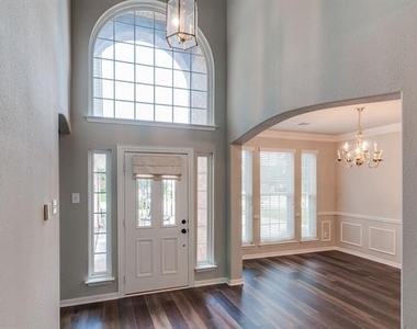 29 Chimney Rock Drive - Photo Thumbnail 3