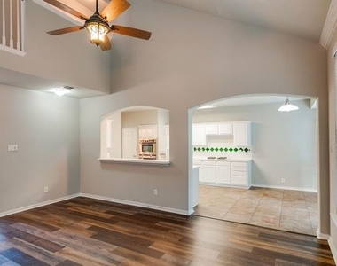 29 Chimney Rock Drive - Photo Thumbnail 8