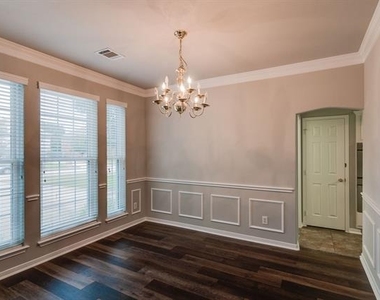 29 Chimney Rock Drive - Photo Thumbnail 4