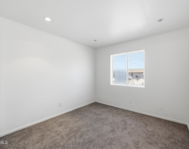 1234 N 36th Street - Photo Thumbnail 12
