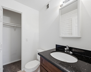 1234 N 36th Street - Photo Thumbnail 11