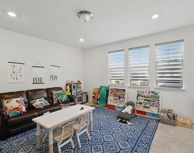 222 Woodson Street - Photo Thumbnail 11