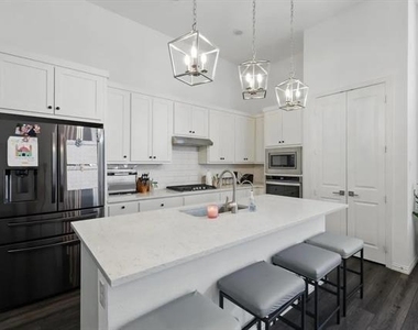 222 Woodson Street - Photo Thumbnail 6
