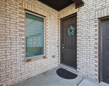222 Woodson Street - Photo Thumbnail 2
