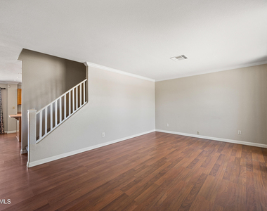 210 E Jasper Court - Photo Thumbnail 1