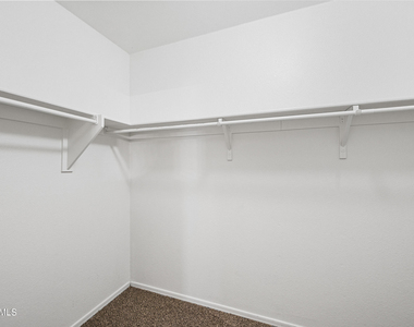 210 E Jasper Court - Photo Thumbnail 17
